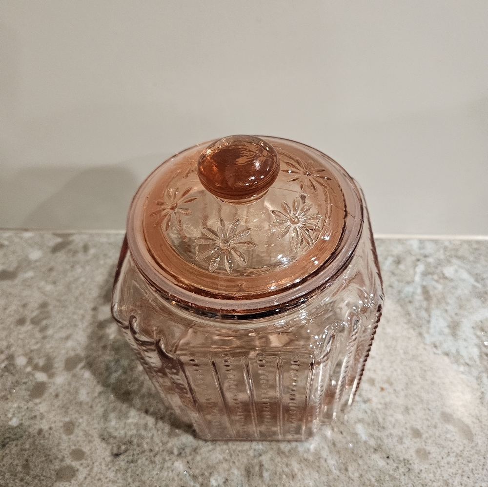 Vintage Tender Heart Treasures Pink Glass Textured Tight Sealed Jar NWOB - Picture 2 of 10
